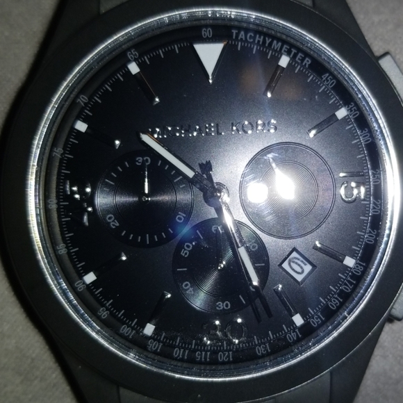 🆕️ Grey Matte Finish Michael Kors Watch - Picture 3 of 8